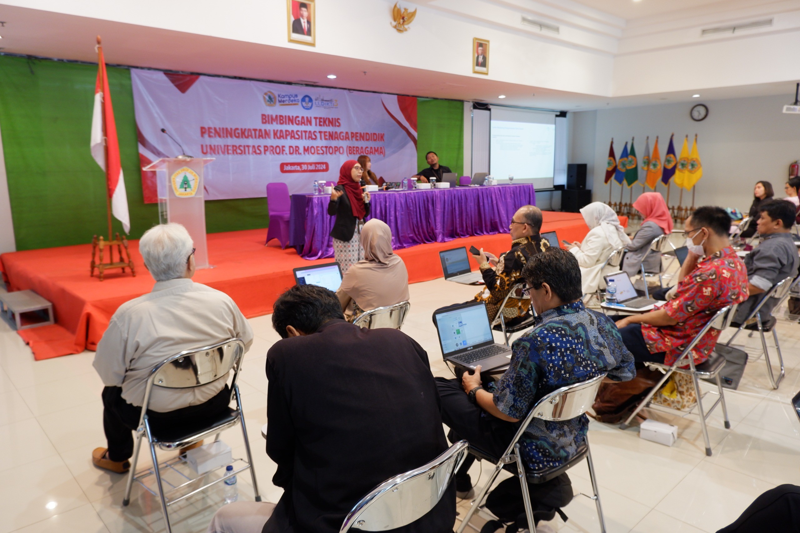 Dosen FEB Universitas Moestopo Terus Tingkatkan Kapasitas dan Kompetensi Dosen
